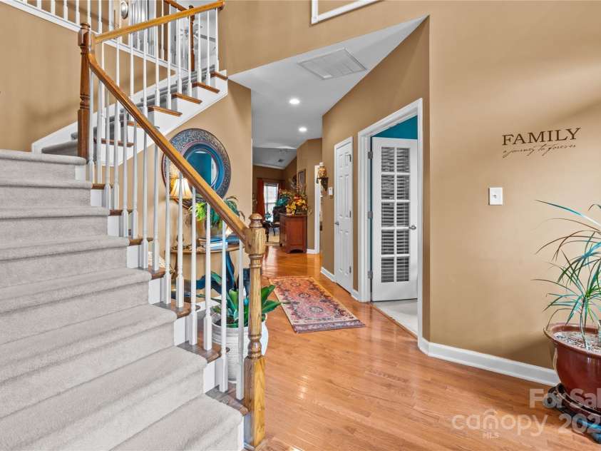 13132 Purple Dawn Drive, Charlotte, NC 28213.  MLS# CAR4224814, YatesRealty ID 3492. 