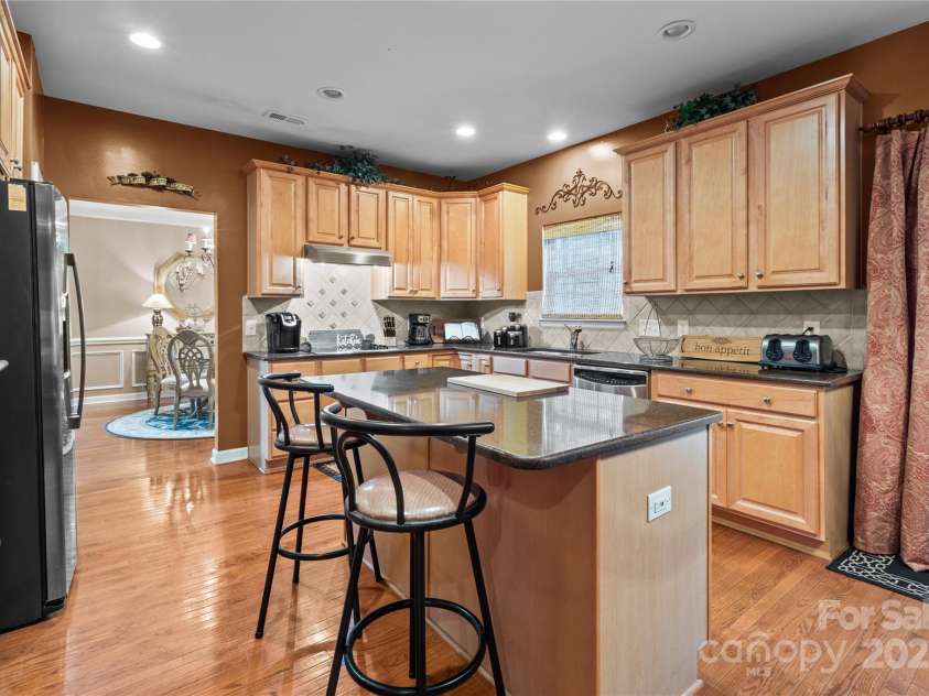 13132 Purple Dawn Drive, Charlotte, NC 28213.  MLS# CAR4224814, YatesRealty ID 3492. 