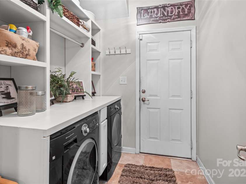 13132 Purple Dawn Drive, Charlotte, NC 28213.  MLS# CAR4224814, YatesRealty ID 3492. 