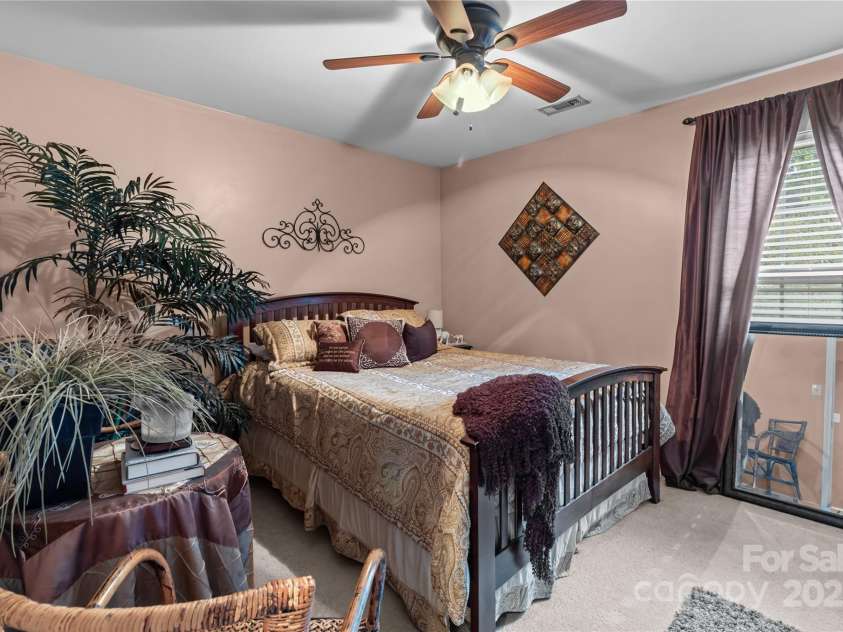 13132 Purple Dawn Drive, Charlotte, NC 28213.  MLS# CAR4224814, YatesRealty ID 3492. 