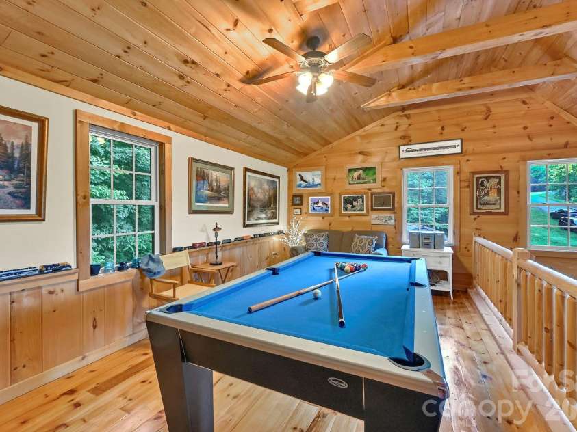 124 Small Creek Drive, Lake Lure, NC 28746.  MLS# CAR4396298, YatesRealty ID 34920. Game Room/Office