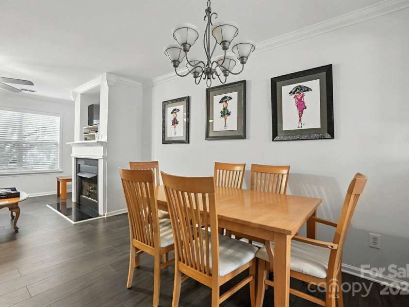 6523 Point Comfort Lane, Charlotte, NC 28226.  MLS# CAR4297368, YatesRealty ID 34920. 