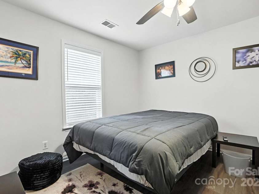 6523 Point Comfort Lane, Charlotte, NC 28226.  MLS# CAR4297368, YatesRealty ID 34920. 