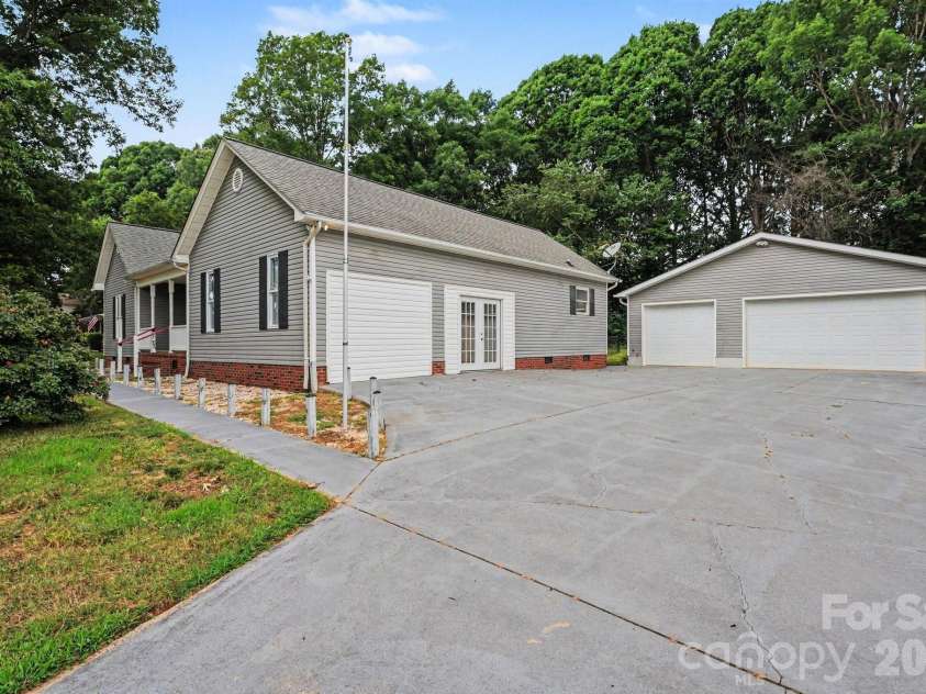 2684 Tiffany Street, Conover, NC 28613.  MLS# CAR4399338, YatesRealty ID 34922. 