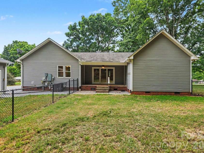 2684 Tiffany Street, Conover, NC 28613.  MLS# CAR4399338, YatesRealty ID 34922. 
