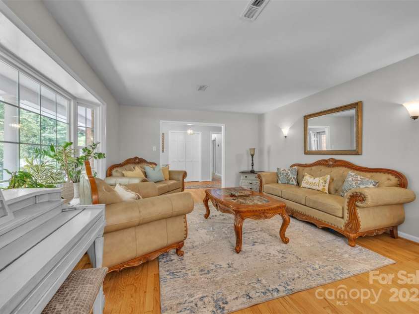 312 2nd Avenue, Conover, NC 28613.  MLS# CAR4296874, YatesRealty ID 34923. 