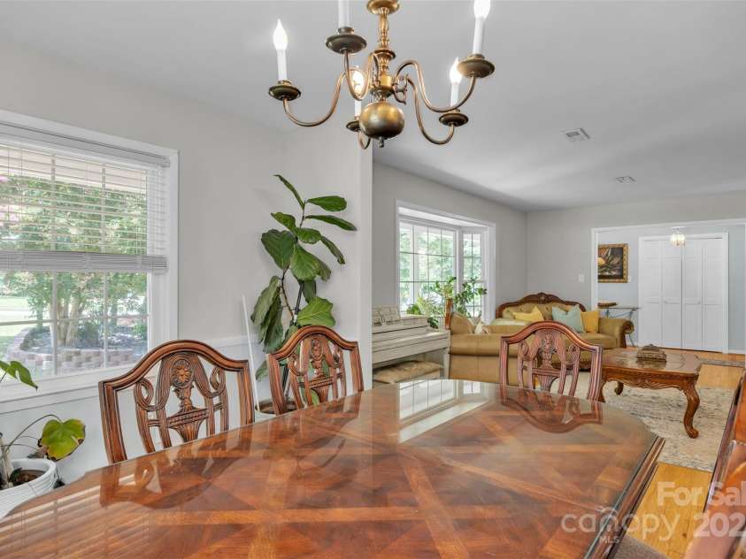 312 2nd Avenue, Conover, NC 28613.  MLS# CAR4296874, YatesRealty ID 34923. 