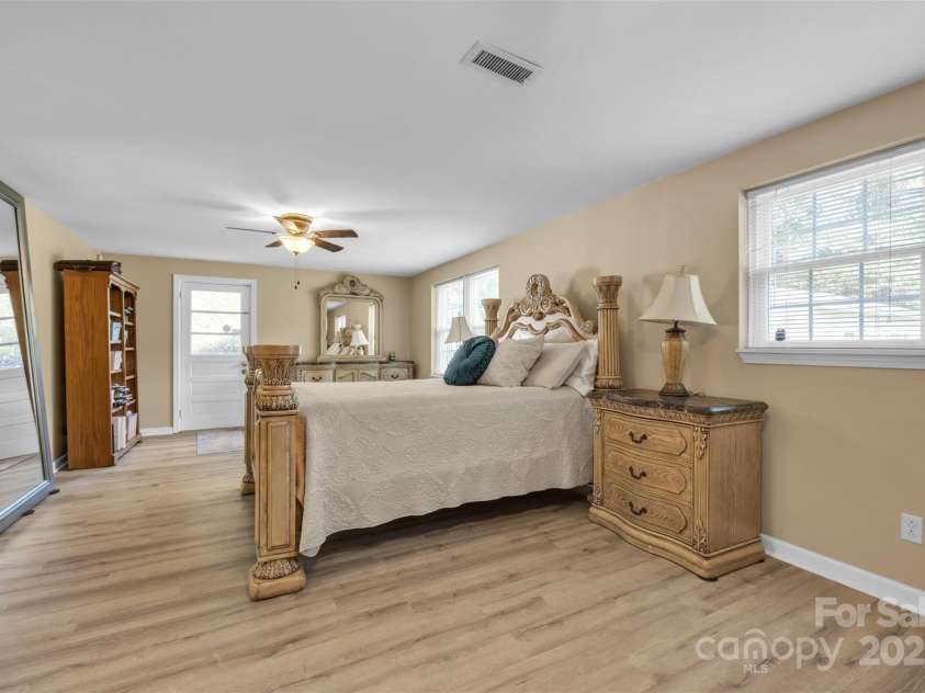 312 2nd Avenue, Conover, NC 28613.  MLS# CAR4296874, YatesRealty ID 34923. 