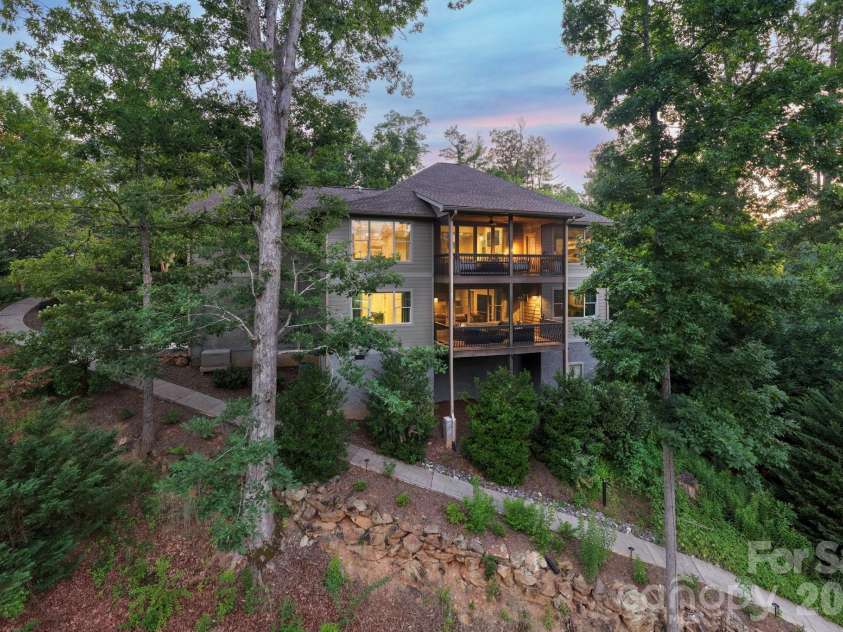 121 Still Water Lane, Fletcher, NC 28732.  MLS# CAR4391813, YatesRealty ID 34924. 