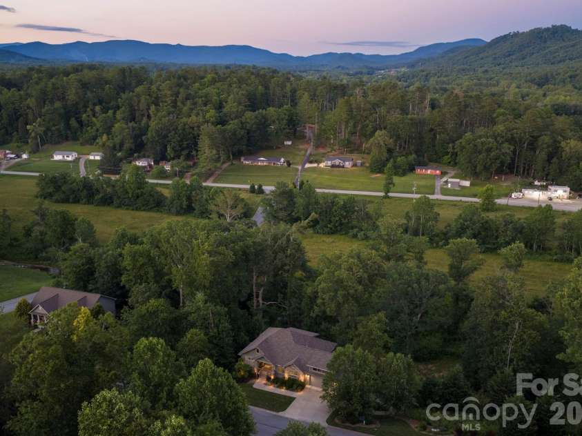 121 Still Water Lane, Fletcher, NC 28732.  MLS# CAR4391813, YatesRealty ID 34924. 