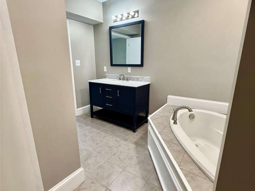 137 Forest Hills Drive, Gaffney, SC 29340.  MLS# CAR4297564, YatesRealty ID 34926. 