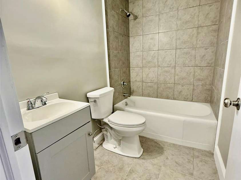 137 Forest Hills Drive, Gaffney, SC 29340.  MLS# CAR4297564, YatesRealty ID 34926. 