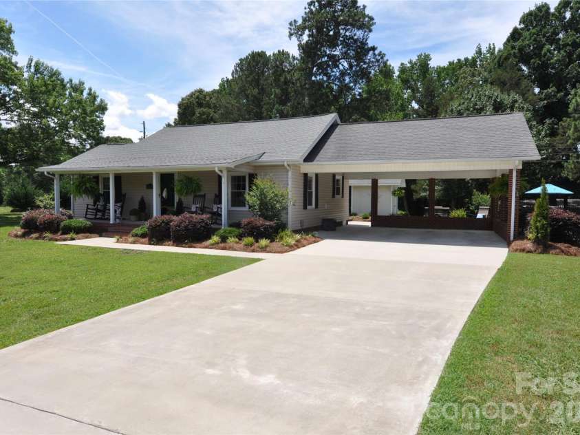 1834 Josie Road, Blackstock, SC 29014.  MLS# CAR4394974, YatesRealty ID 34929. 