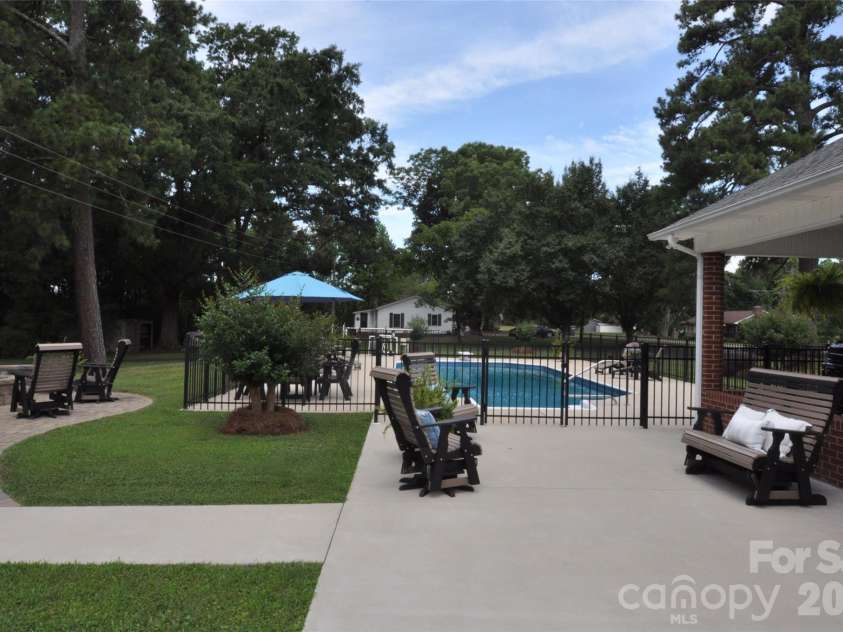 1834 Josie Road, Blackstock, SC 29014.  MLS# CAR4394974, YatesRealty ID 34929. 