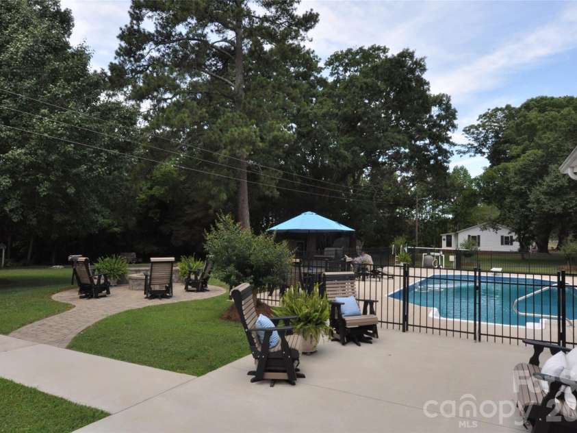 1834 Josie Road, Blackstock, SC 29014.  MLS# CAR4394974, YatesRealty ID 34929. 