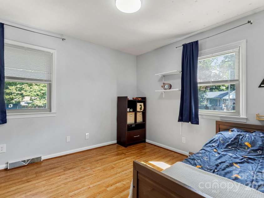 701 Woodside Drive, Kings Mountain, NC 28086.  MLS# CAR4285872, YatesRealty ID 34930. Bedroom 3