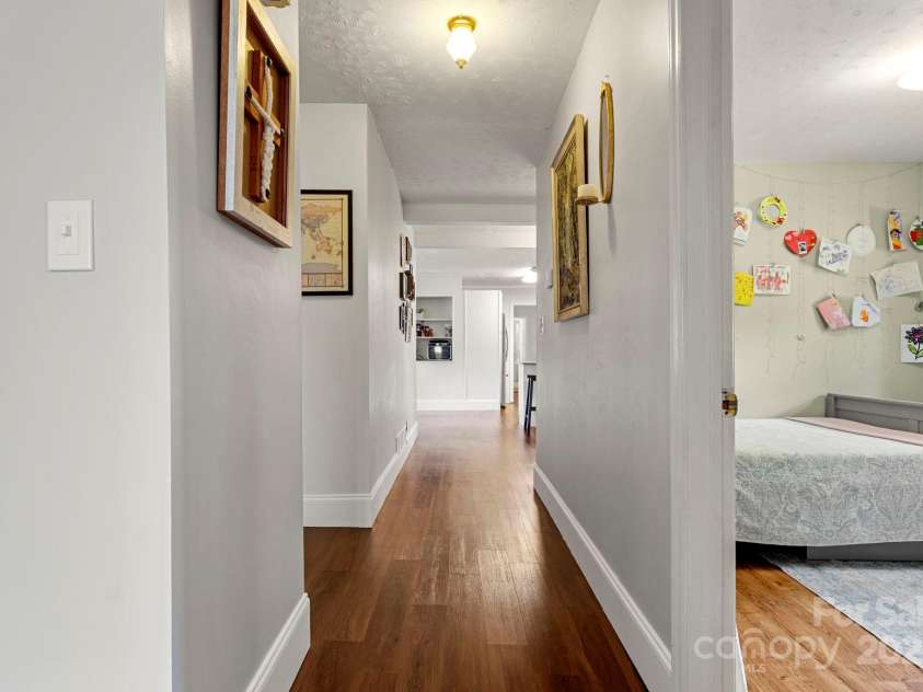 701 Woodside Drive, Kings Mountain, NC 28086.  MLS# CAR4285872, YatesRealty ID 34930. Hallway