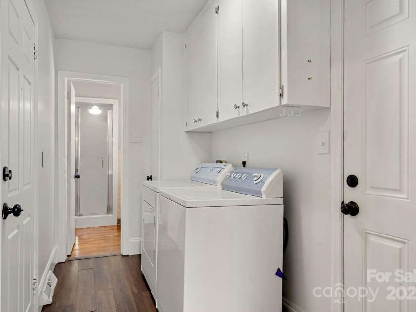 701 Woodside Drive, Kings Mountain, NC 28086.  MLS# CAR4285872, YatesRealty ID 34930. Laundry room