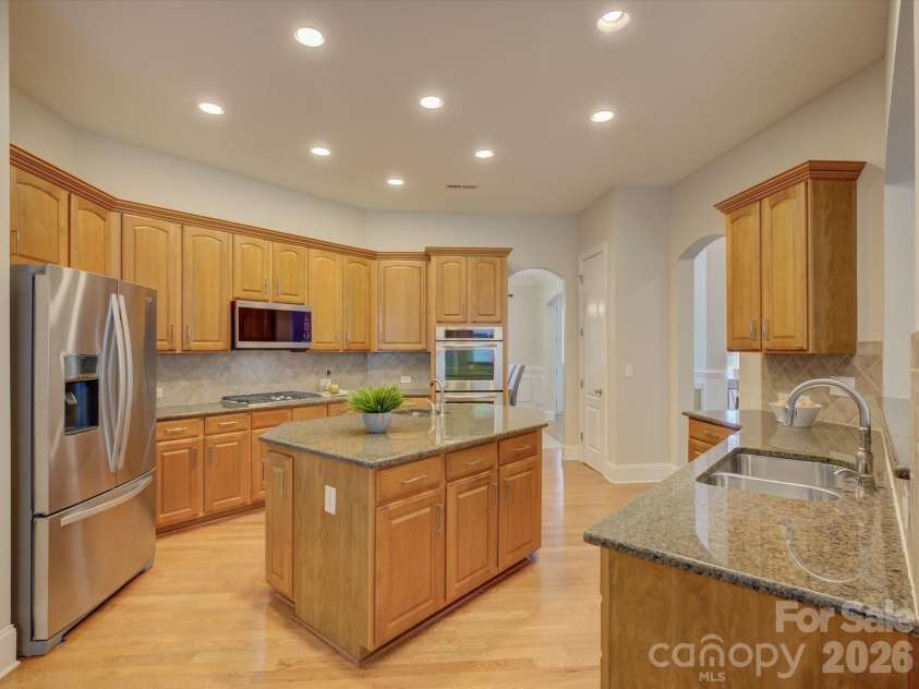 4938 Mesa Verde Road, Charlotte, NC 28277.  MLS# CAR4395101, YatesRealty ID 34931. 
