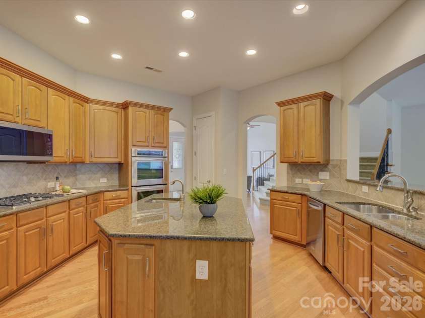 4938 Mesa Verde Road, Charlotte, NC 28277.  MLS# CAR4395101, YatesRealty ID 34931. 