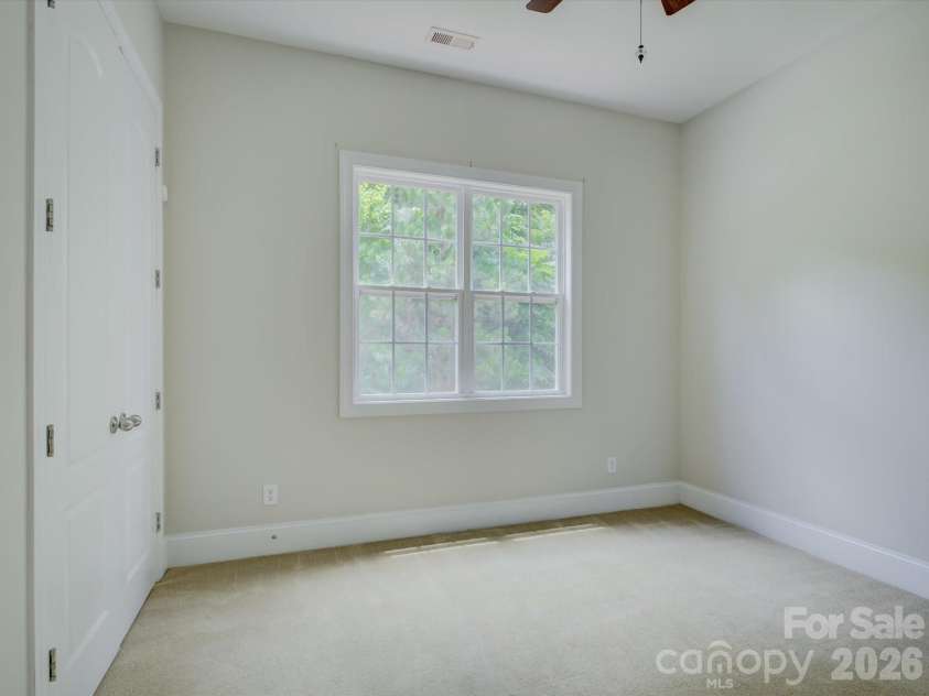 4938 Mesa Verde Road, Charlotte, NC 28277.  MLS# CAR4395101, YatesRealty ID 34931. 