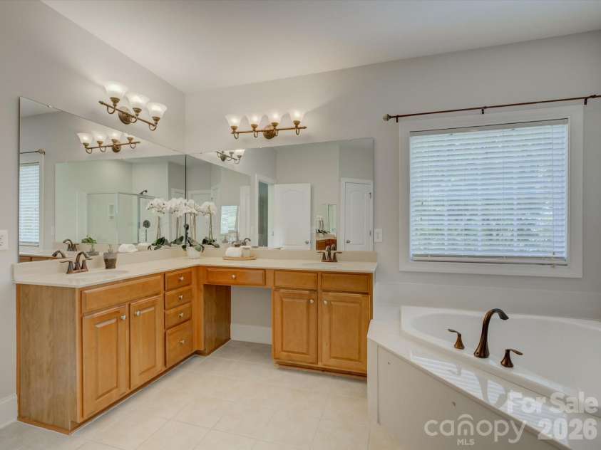 4938 Mesa Verde Road, Charlotte, NC 28277.  MLS# CAR4395101, YatesRealty ID 34931. 