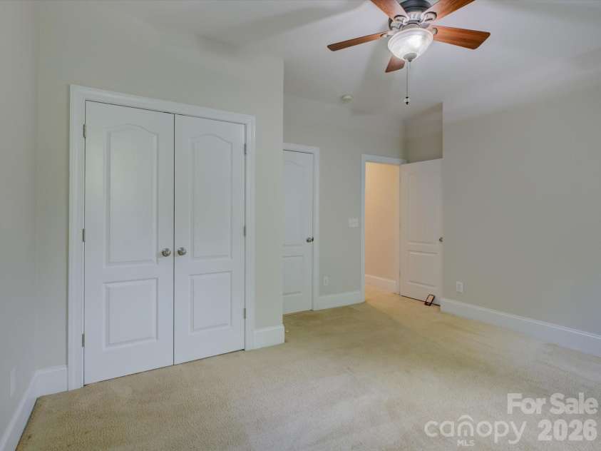 4938 Mesa Verde Road, Charlotte, NC 28277.  MLS# CAR4395101, YatesRealty ID 34931. 