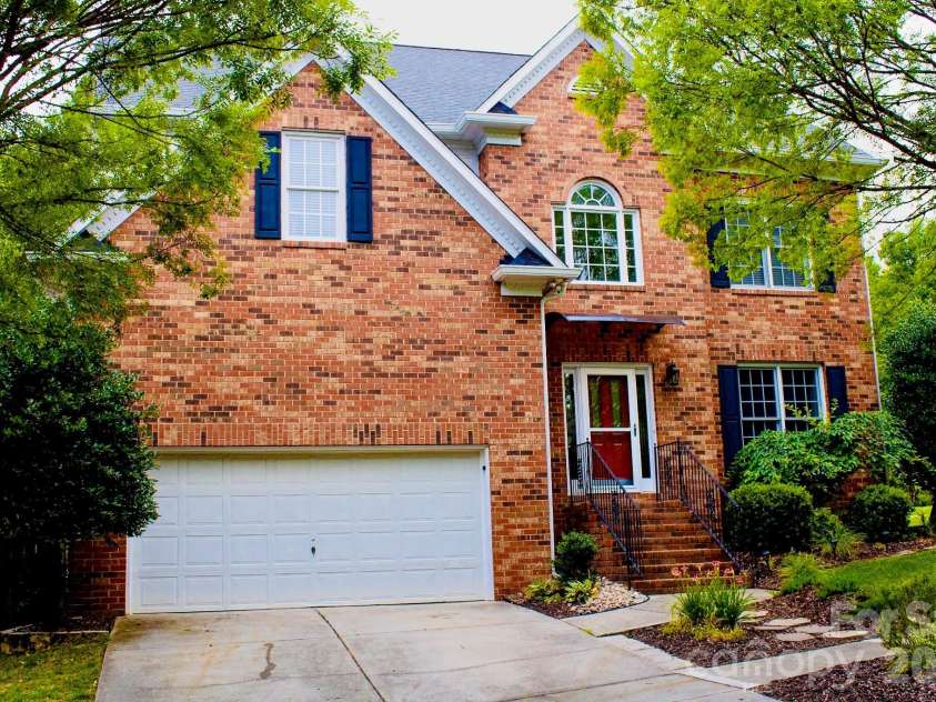 3085 River Bend Drive, Tega Cay, SC 29708.  MLS# CAR4394561, YatesRealty ID 34933. 