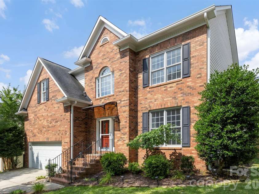3085 River Bend Drive, Tega Cay, SC 29708.  MLS# CAR4394561, YatesRealty ID 34933. 