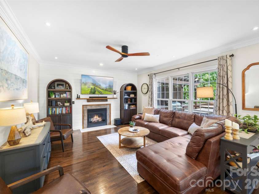 3085 River Bend Drive, Tega Cay, SC 29708.  MLS# CAR4394561, YatesRealty ID 34933. 