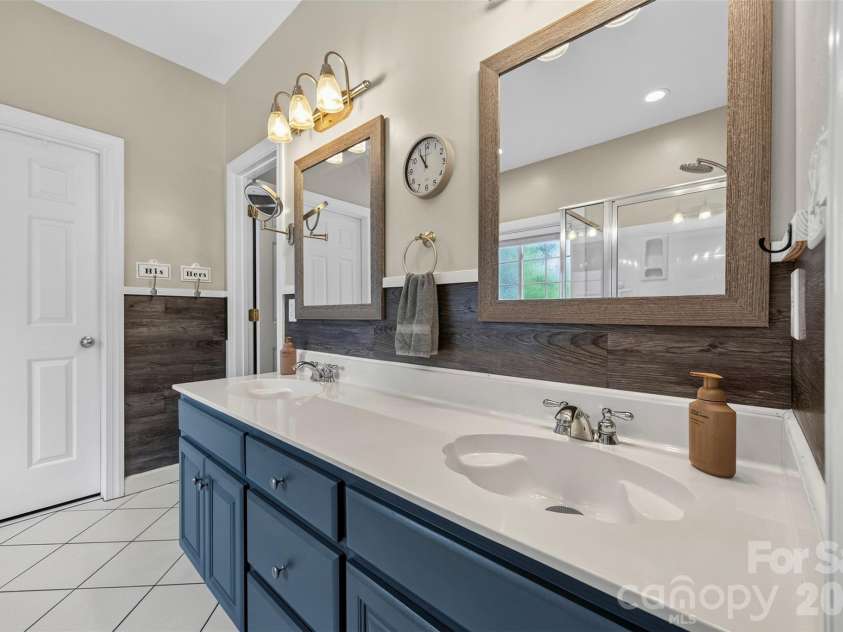 3085 River Bend Drive, Tega Cay, SC 29708.  MLS# CAR4394561, YatesRealty ID 34933. 