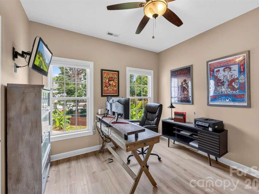 3085 River Bend Drive, Tega Cay, SC 29708.  MLS# CAR4394561, YatesRealty ID 34933. 