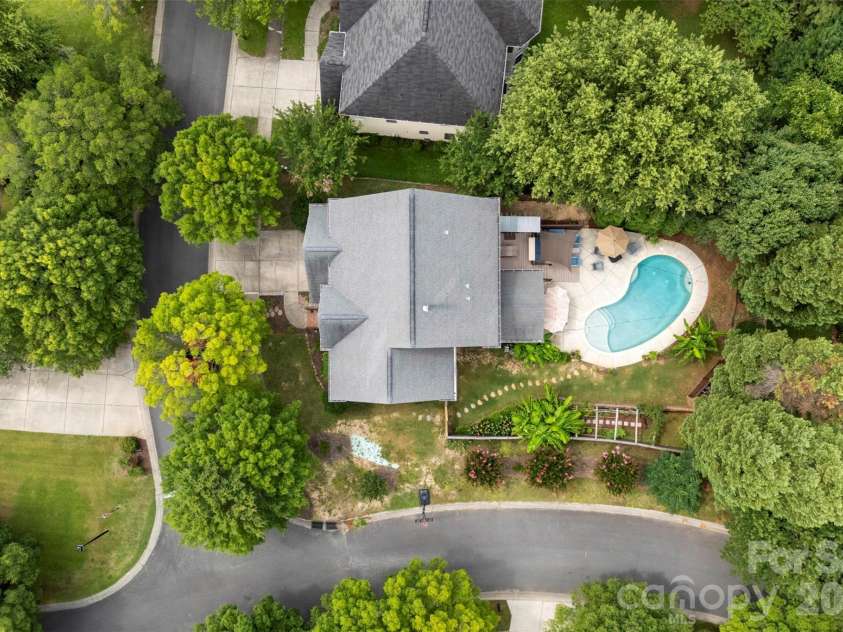 3085 River Bend Drive, Tega Cay, SC 29708.  MLS# CAR4394561, YatesRealty ID 34933. 