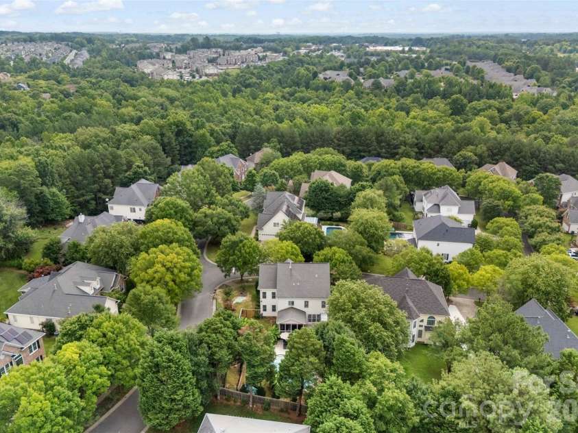 3085 River Bend Drive, Tega Cay, SC 29708.  MLS# CAR4394561, YatesRealty ID 34933. 