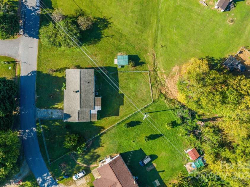 4243 Benfield Drive, Hudson, NC 28638.  MLS# CAR4288711, YatesRealty ID 34933. 