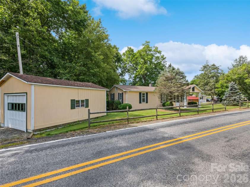 1714 Iron Duff Road, Waynesville, NC 28785.  MLS# CAR4368978, YatesRealty ID 34934. 