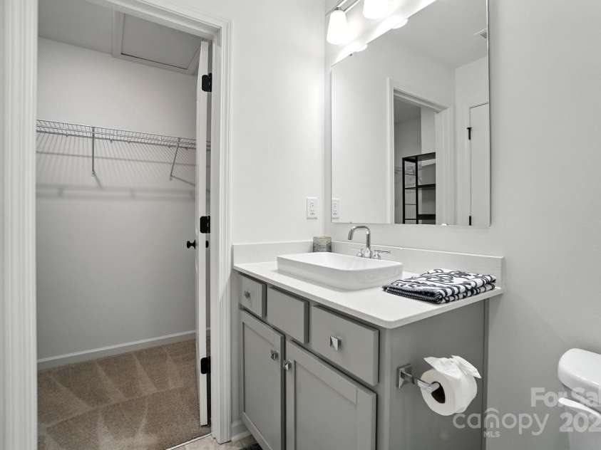 503 Switch Street, York, SC 29745.  MLS# CAR4296619, YatesRealty ID 34934. 