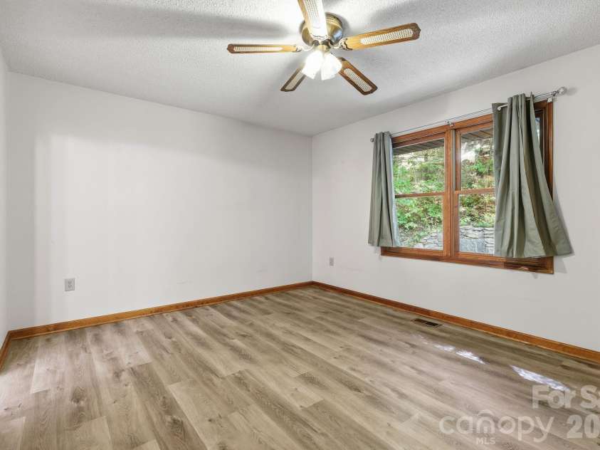 1 Mountain Heritage Place, Candler, NC 28715.  MLS# CAR4378436, YatesRealty ID 34935. 2nd bedroom ensuite