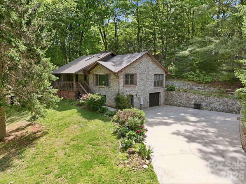 1 Mountain Heritage Place, Candler, NC 28715.  MLS# CAR4378436, YatesRealty ID 34935. 
