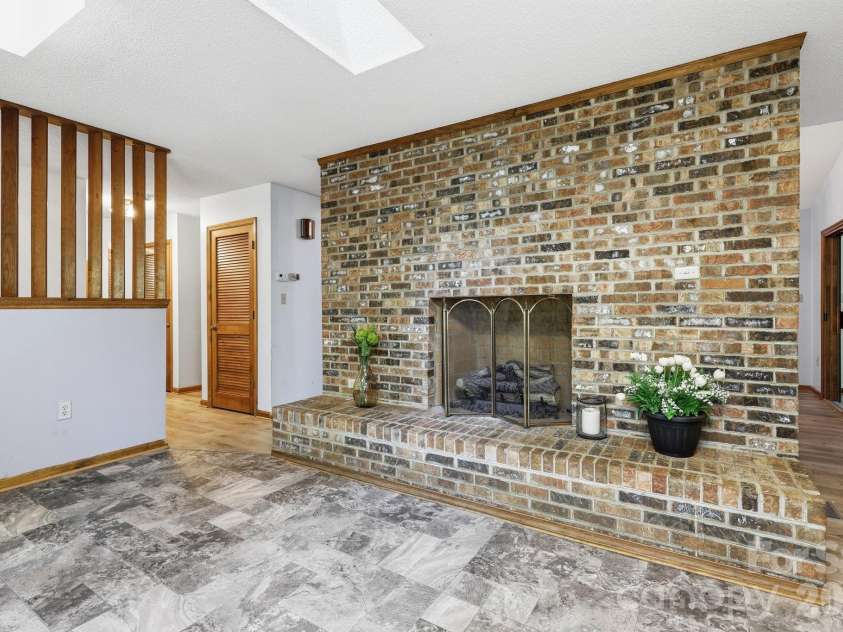 1 Mountain Heritage Place, Candler, NC 28715.  MLS# CAR4378436, YatesRealty ID 34935. 