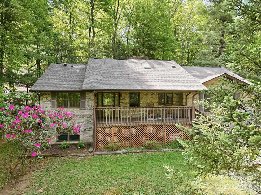 1 Mountain Heritage Place, Candler, NC 28715.  MLS# CAR4378436, YatesRealty ID 34935. 