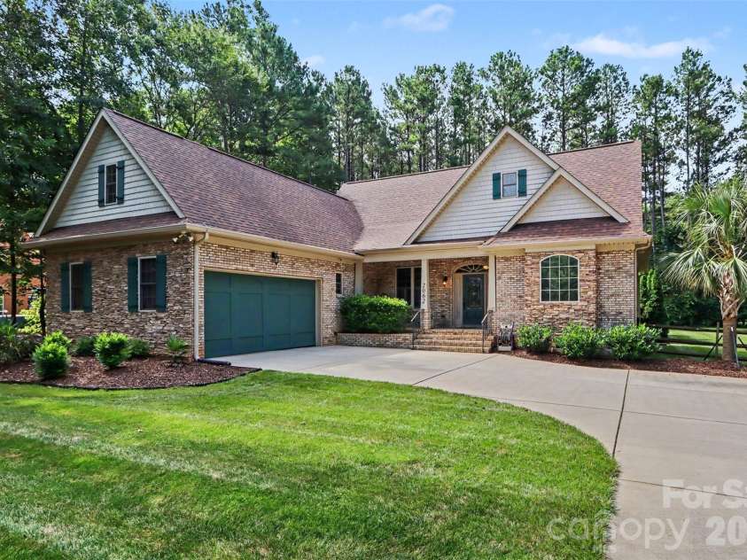 2062 Brandt Road, York, SC 29745.  MLS# CAR4398842, YatesRealty ID 34936. 