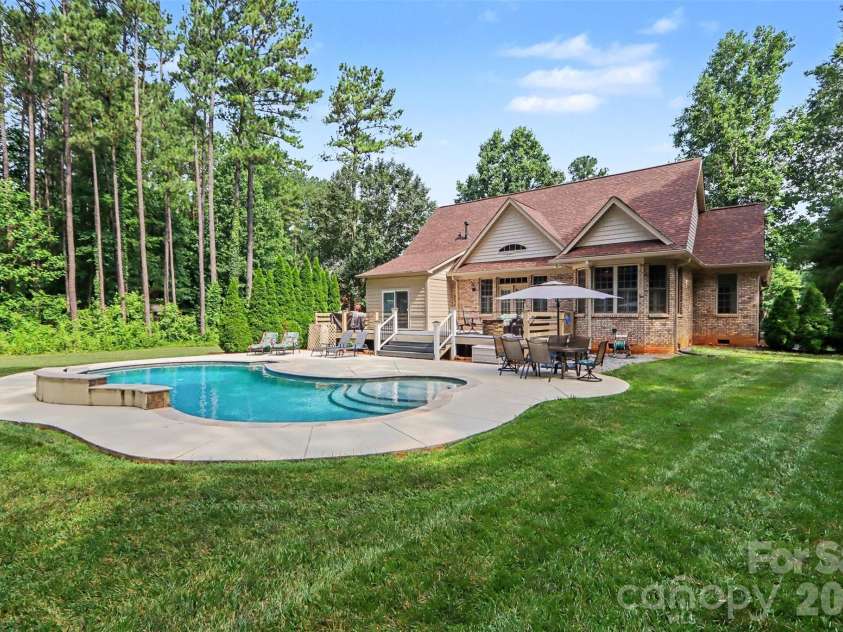 2062 Brandt Road, York, SC 29745.  MLS# CAR4398842, YatesRealty ID 34936. 