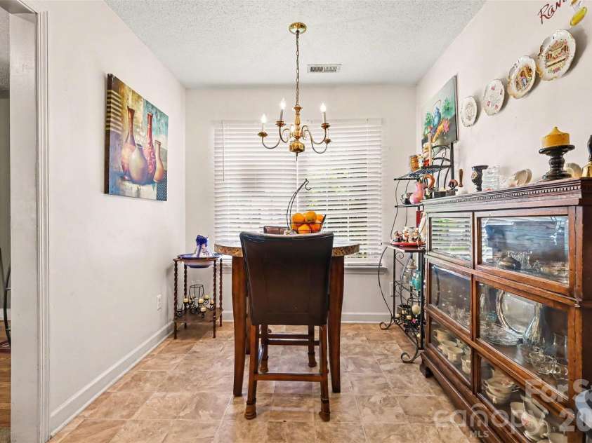 1440 Bells Knox Road, Charlotte, NC 28214.  MLS# CAR4392772, YatesRealty ID 34937. 