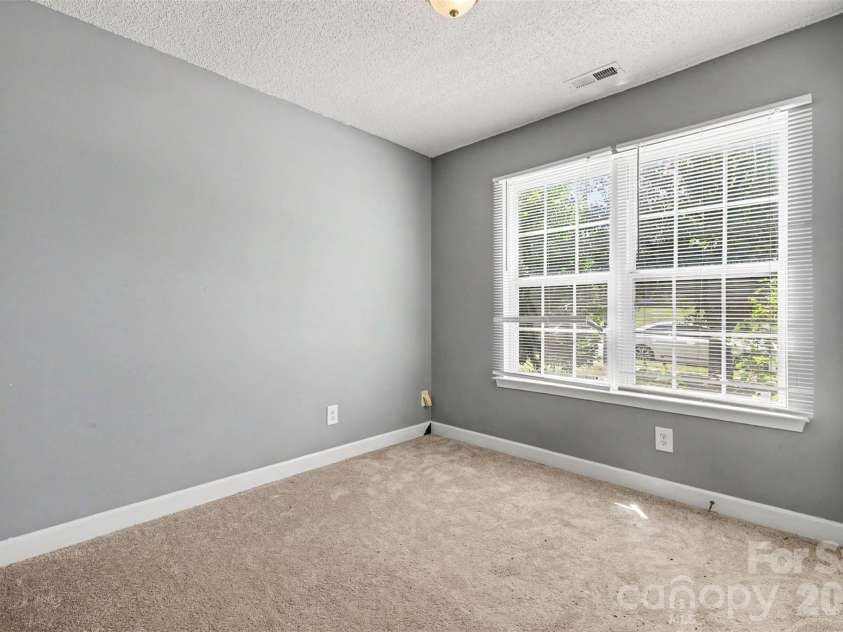 1440 Bells Knox Road, Charlotte, NC 28214.  MLS# CAR4392772, YatesRealty ID 34937. 