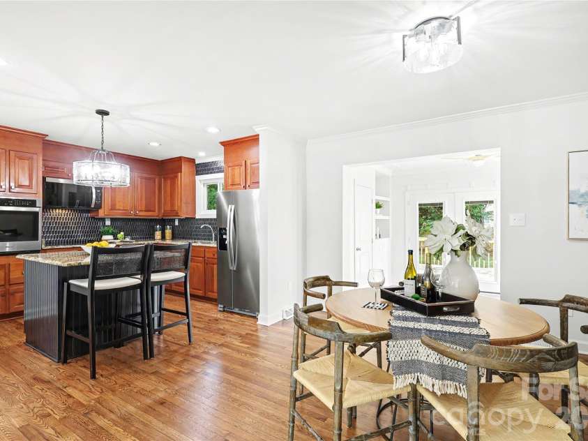 3834 Moultrie Street, Charlotte, NC 28209.  MLS# CAR4398282, YatesRealty ID 34938. Dining and Kitchen great for entertaining