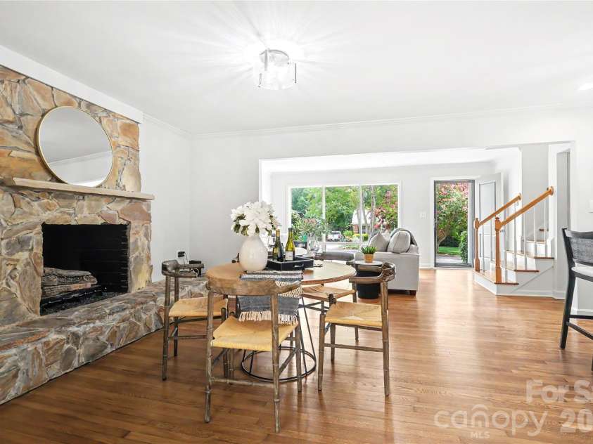 3834 Moultrie Street, Charlotte, NC 28209.  MLS# CAR4398282, YatesRealty ID 34938. Open floor plan