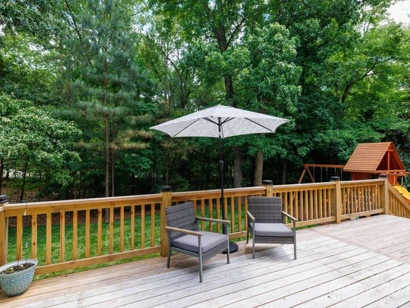 905 Patricians Lane, Monroe, NC 28110.  MLS# CAR4255344, YatesRealty ID 34938. Large UPDATED DECK !