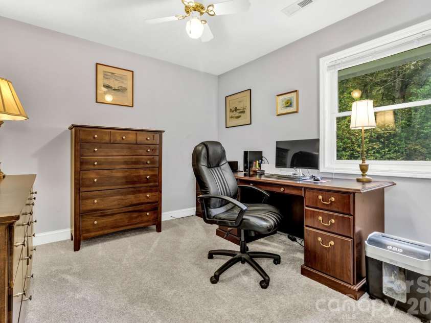 39 Lambert Lane, Black Mountain, NC 28711.  MLS# CAR4397527, YatesRealty ID 34939. 