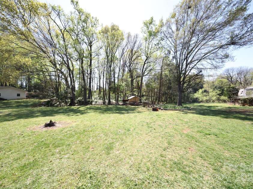 9716 Sunway Drive, Mint Hill, NC 28227.  MLS# CAR4243192, YatesRealty ID 34939. 